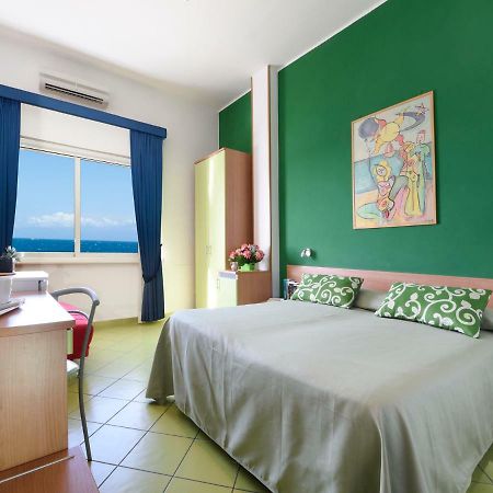 فندق Alta Marea Sorrento ماسّا لوبْرينسِ المظهر الخارجي الصورة